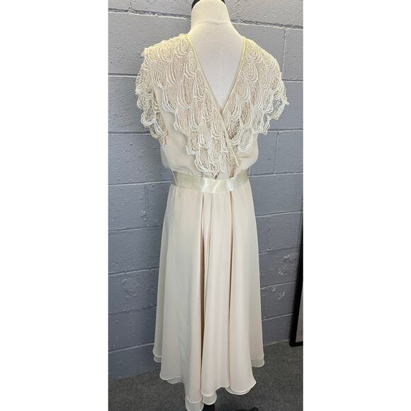 Vintage 1980s Cream Ivory Chiffon Lace Overlay Midi Dress Keyhole Neck Large - Picture 6 of 9